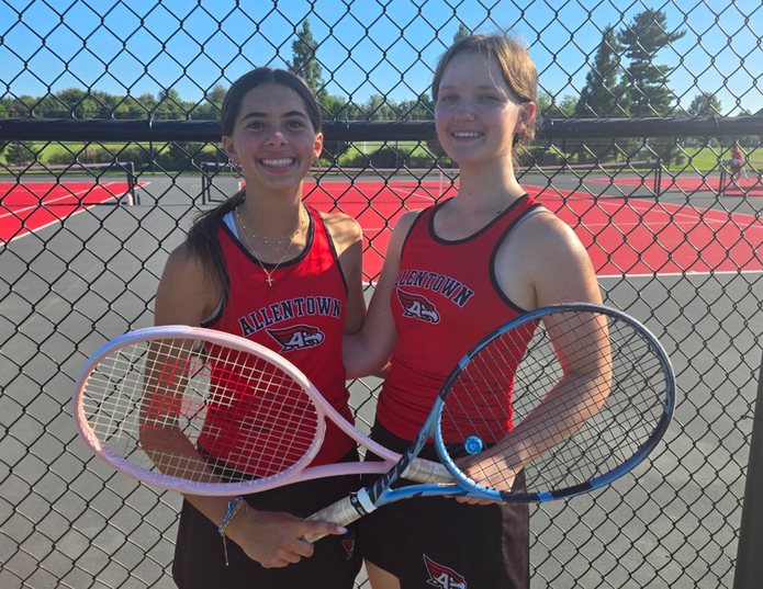 Knutson-Farkas tandem clicks at first doubles