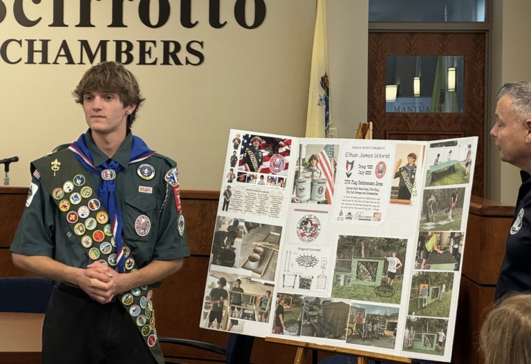 Committee says yes to budget – and Scout recognition